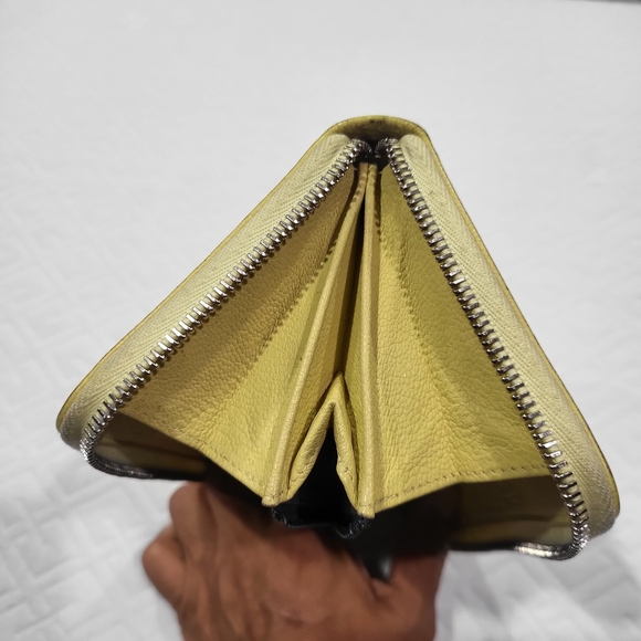 Chanel 25th Anniversary Yellow Goatskin Long Wallet Lucky Clover Logo - Picture 10 of 13